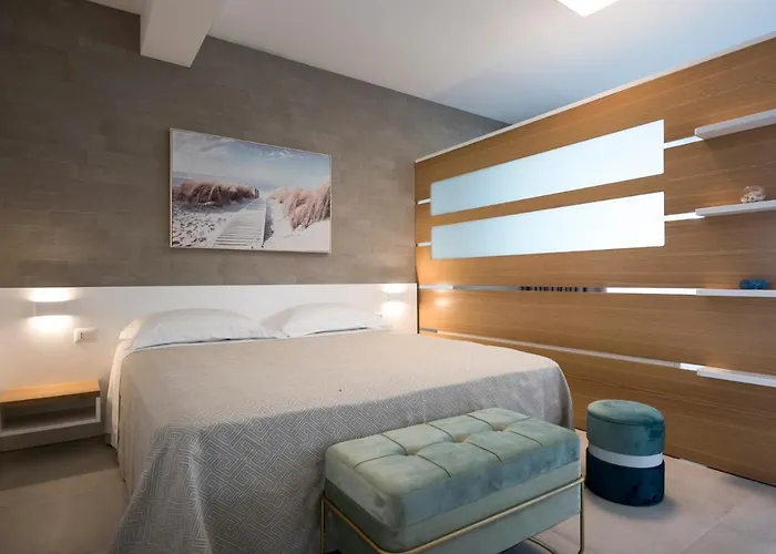 Candiano Palace Bed & Breakfast Portopalo Di Capo Passero